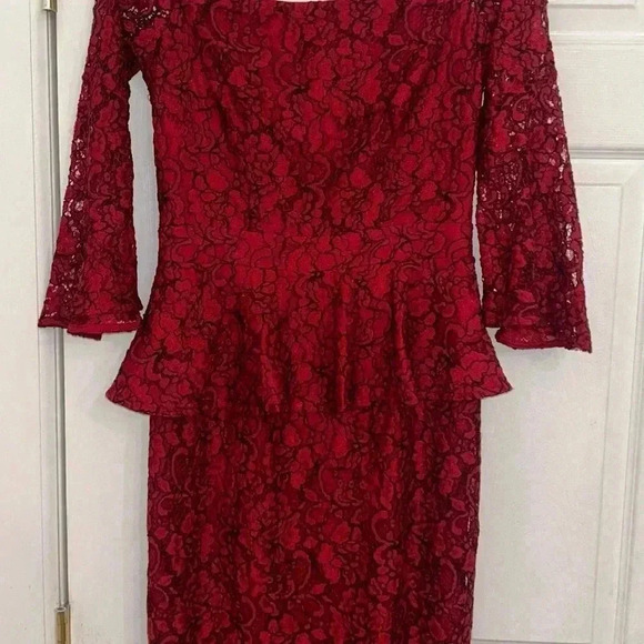 Laundry by Shelli Segal Women's Red Lace Off-the-shoulder Peplum Dress Size 4 - Picture 4 of 16